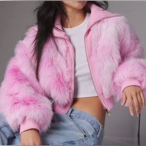 Silence + Noise Portia Faux Fur Cropped Jacket Urban outfitters M Pink Barbie